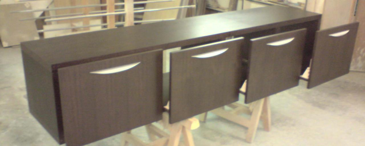 banc tv teinte noyer vernie